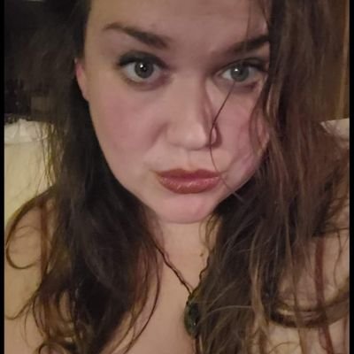 Arrowgeune's profile picture. ☠️ yo, ho!

🎼seamstress for the banned🚫 
life=ART 🎹 classical liberal, libertarian tendencies, Christian ethos🕊 
Suffering serious tech fatigue, gl 🤖💀👾