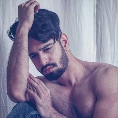 ManFlixyi's profile picture. 