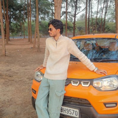 shujanshaikh's profile picture. probably coding rn