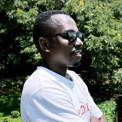 AFC_Denny's profile picture. ARSENAL 🔴⚪      France||     ODEGAARD 🪄            Messi🐐||      BANTER JUST++++nothing personal ||      IF MY TWEETS PISS YOU OFF THEN AM NOT SORRY