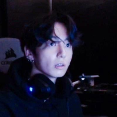 koo_eyestell's profile picture. ッ | 23 - ynwa era army ♛ here for bts.                            (replies|media will give an idea of this acc)