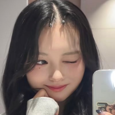 moti_eww's profile picture. 月と静岡とアソビが好きです。天音❤️‍🔥／きりちゃん💙／まりんちゃん🍋／こっちゃん❤️ https://t.co/tON7fQuMO0