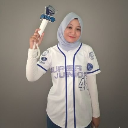 Ditaisyforhyuk's profile picture. 💙ELF since 2013 | 2019-2024 Hiatus | 2025 Im back 
| Fan Account|
|Lee Hyuk Jae 🥇|
|teukie ,chulie 🥈|
💘Super Junior