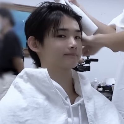 asakurajiny's profile picture. 아무래도 여자라면 케이죠