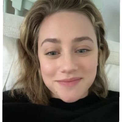 carrlinsay's profile picture. 