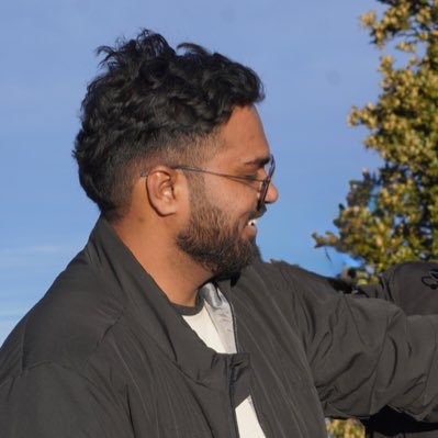 fu_edison_'s profile picture. 25% | Talks in memes | ENTJ