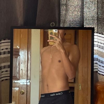 XnxxLeo's profile picture. no se subir contenido 😪