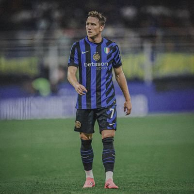Piotrismo's profile picture. La juventus è stata retrocessa in serie B insieme alla sua reputazione. Questi sono i fatti che non permetteremo a nessuno di alterare nè di dimenticare.