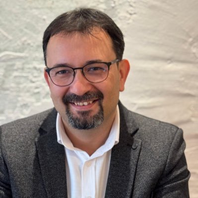 mertgurer's profile picture. Doç. Dr. / Televizyon, Diziler 📺📚🔖🎥📹 Assoc. Prof. / Television, Drama