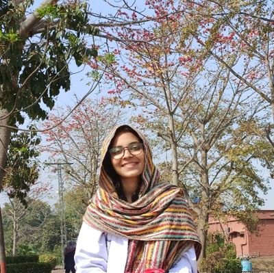 dr_javeria_rana's profile picture. hated adored never ignored || vet 🩺