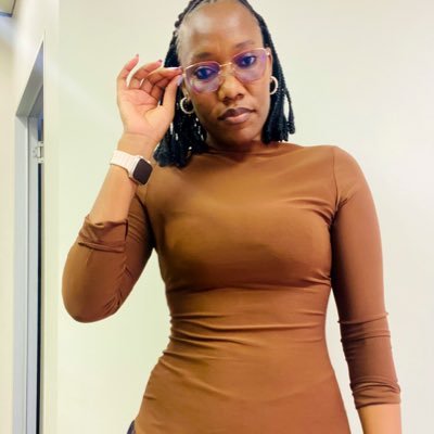 Hunadi_Lekgau's profile picture. 1.78m tall || Mother of two || For me to live is Christ || Moshito Soul Fan