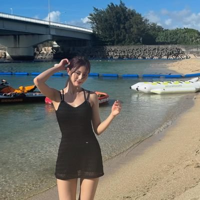 tzuyuefc's profile picture. 𝐁𝐮𝐬𝐢𝐧𝐞𝐬𝐬 𝐚𝐜𝐜𝐨𝐮𝐧𝐭 - 𝙊𝙉𝘾𝙀 is the one she loves Ꮚ