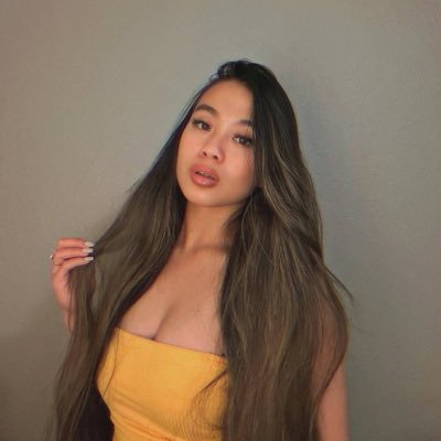 vero_dgo's profile picture. powered by coffee, music and women who smell good.