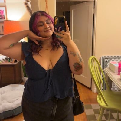 xoalbaceline_'s profile picture. 28 // the absolute worst // bella, @padres, jurickson profar and pedro pascal stan account #vamoswave #seakraken #flowwithus