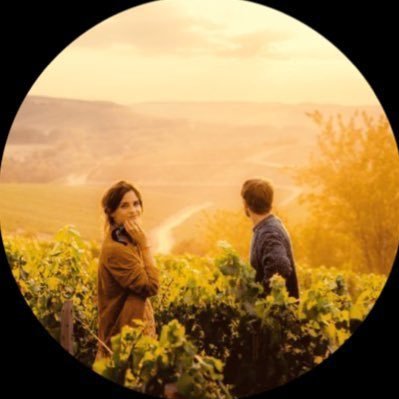 EmmaWatsonre's profile picture. 