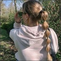 Amaweti125896's profile picture. 