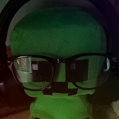 LunarMysti65655's profile picture. my wrongfully terminated roblox Account is WolfiePlays4108