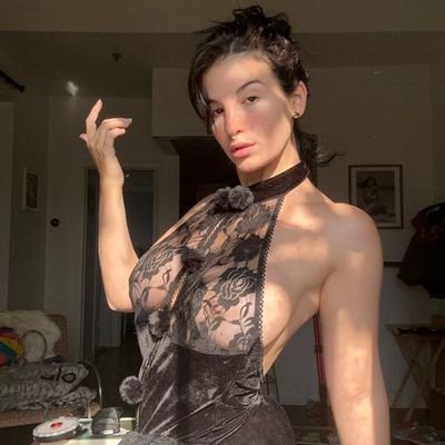 OLAIDEADES39361's profile picture. 