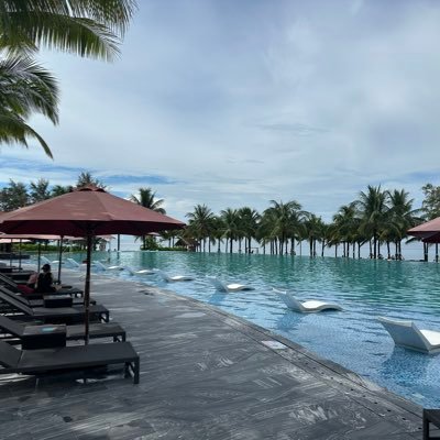 levivan0214's profile picture. 