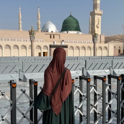 ayytx's profile picture. ثم يعوضك الله، بما يليق بقلبك