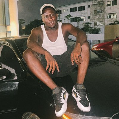 itz_paakay's profile picture. the guy wey dey put ein voice on am. #HypeMan#MC🎙 🇬🇭. #God#Family#Love