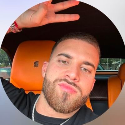 AlexnotTrading's profile picture. I'm a really really really good demo trader