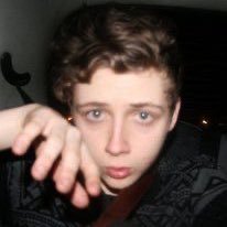 boredfangs's profile picture. thea / making everyone in that emergency room kiss like they’re barbie dolls