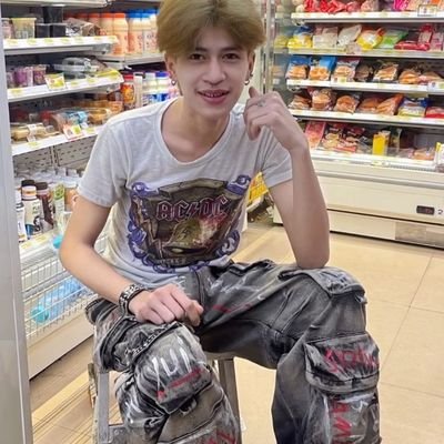 wuttichay29875's profile picture. 