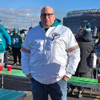 MiaFins1's profile picture. 