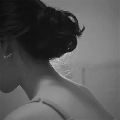 ArvindC24974763's profile picture. とある熟女のサブ垢/食べ頃は過ぎましたが、まだ女性として見られたいです…