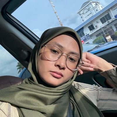 Aliah_alita's profile picture. Let things go, let God