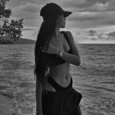 Cbgs_E's profile picture. Nothing's here love