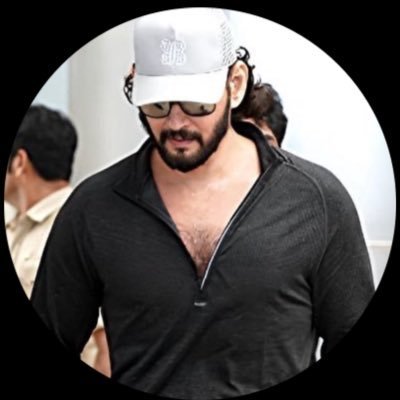 vardhangadu1's profile picture. 