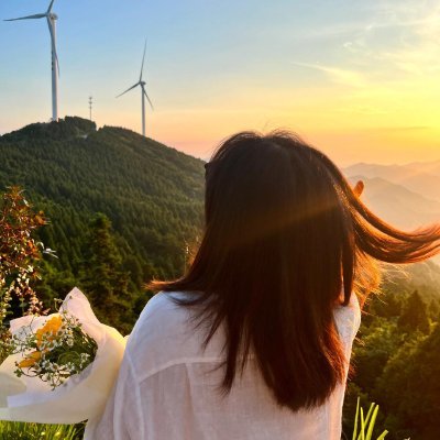 Carly548451's profile picture. Time waits for no one; only action can change the future