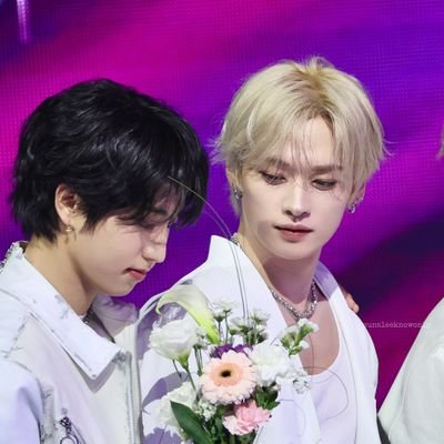 Cake_n_Rizz's profile picture. Saw SKZ 15.07.25 ❤️
Minho & Jisung lover. Lixie virtual hugger. 3RACHA loyal supporter. Millenial. ENFJ
OT8 Stay 4life