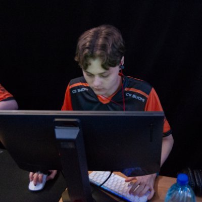 epik8d's profile picture. IGL @KUUSAMOgg 🇫🇮
