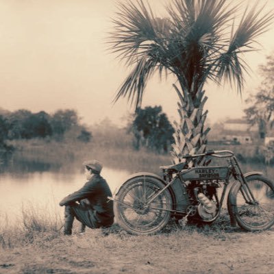 Mrayo's profile picture. Economista. Empresario. Supra Et Ultra. Knowmad. @radio_Infinita @EspacioLibreGT @republicagt https://t.co/PKXXg1e58U