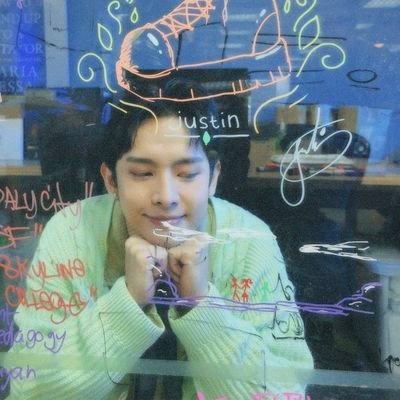 _aorganic's profile picture. surreal MVOTY 💚