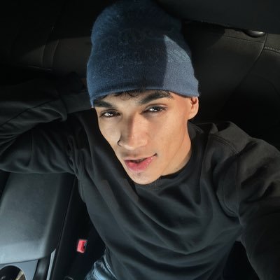 medinatony31's profile picture. Aries ♈️ snap: tmedmed01