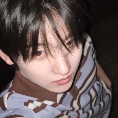 vrizl_fiww's profile picture. 