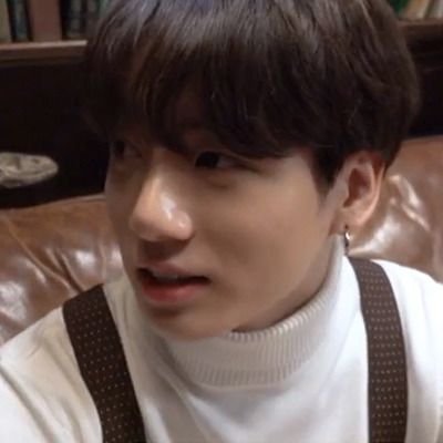 crystaIko0's profile picture. #1 vmin truther
@Jeon_Jay_Kay 's bestiee⊹
sope's biological child 🎀
my one and only baby @taesrk1ve⟢
🐻🐨🐰 biased