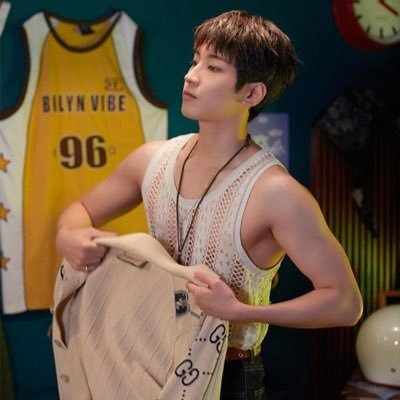 a_cozy_woo's profile picture. I’m Wonwoo’ girl but also have Dokyeom & Coups & Dino & Hoshi in my bias line🤗