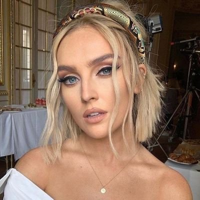 nellixen's profile picture. Nigdy nie jest za późno, aby być tym, kim chcesz być                                                                       • fan account • 14.03.2020👶