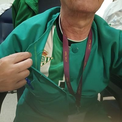 MirandaMan57230's profile picture. 