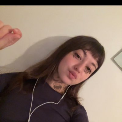 nenabboyzz's profile picture. l’histoire s’écrit…. et c’est moi qa le stylo