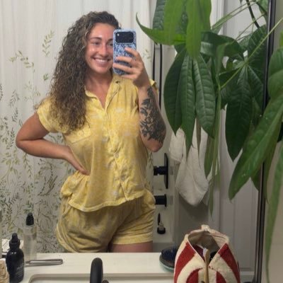 Kim365374Kim's profile picture. 