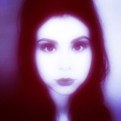 tortilony_pasta's profile picture. scrapbooking, j'raconte ma vie, projet d'écrire. nouvelle épistolaire out (free) -au fil de l'eau-. âme d'artiste, vie d'une brunette d'1m55 et d'son 1m80.