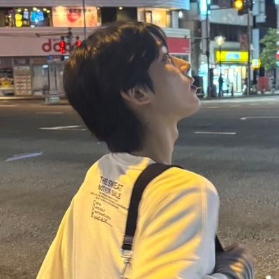 yelksnn's profile picture. @juwonvers ➶ — lavenris.