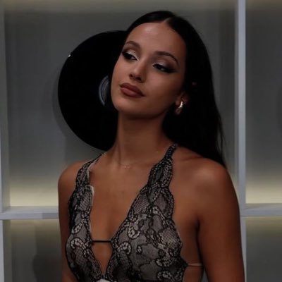 sangyu17z's profile picture. 𝙷𝙴/𝙷𝙸𝙼. 𝟿𝟼's | 𝚎𝚟𝚎𝚗 𝚖𝚢 𝚍𝚊𝚛𝚔𝚗𝚎𝚜𝚜 𝚠𝚒𝚕𝚕 𝚜𝚑𝚒𝚗𝚎 𝚋𝚛𝚒𝚐𝚑𝚝𝚕𝚢