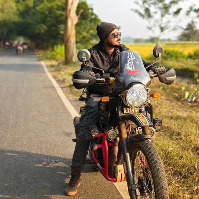 tweetsforbibhu's profile picture. 🌸Success is walking from failure to failure with no loss of enthusiasm🌸 ꧁ 𝒥𝒶𝒾 महाकाल ꧂  GAIL(INDIA)LTD.